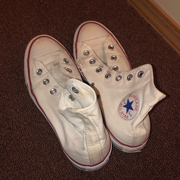 Converse - Picture 1 of 5